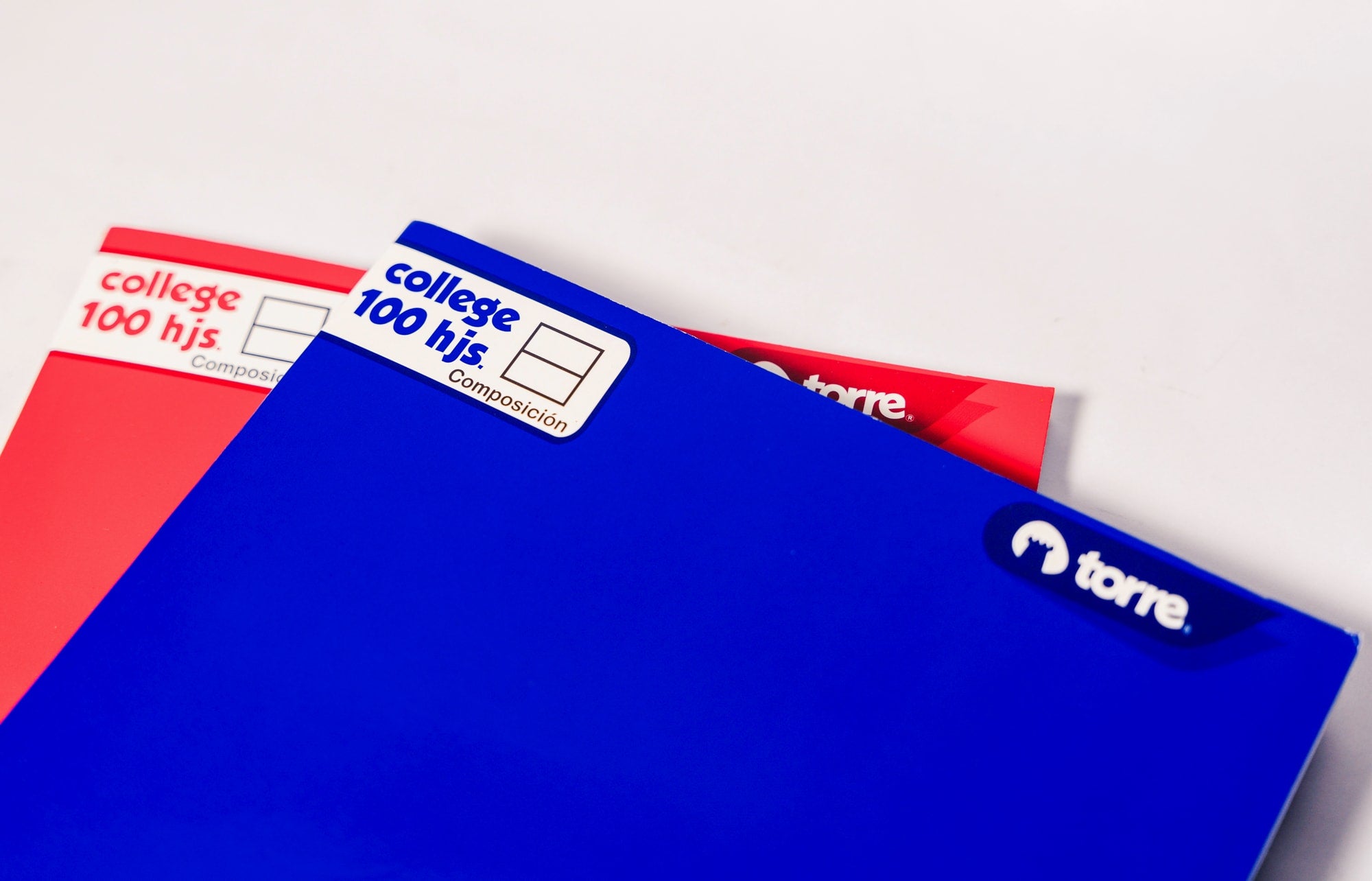 CUADERNO COLLEGE TORRE LISO COMPOSICIÓN 100 Hojas