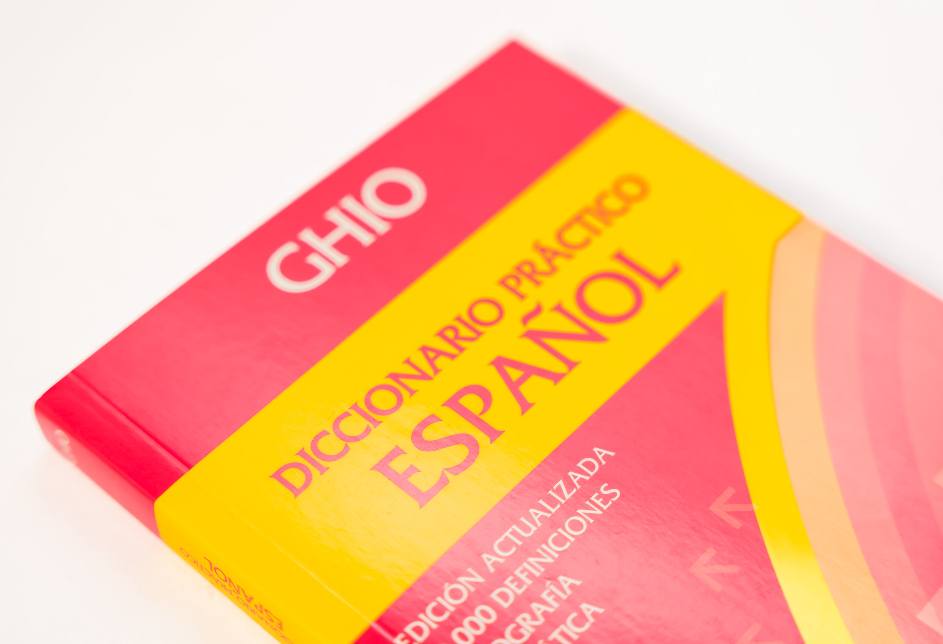 DICCIONARIO PRACTICO ESPAÑOL GHIO